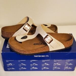 New Women’s size 38 Birkenstock Gizeh Graceful Pearl White
